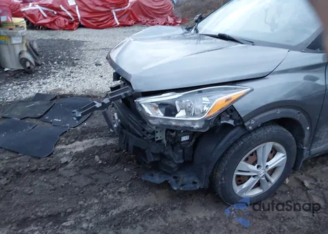 2018 Nissan Kicks S из США, поврежденный, VIN 3N1CP5CU1JL534734